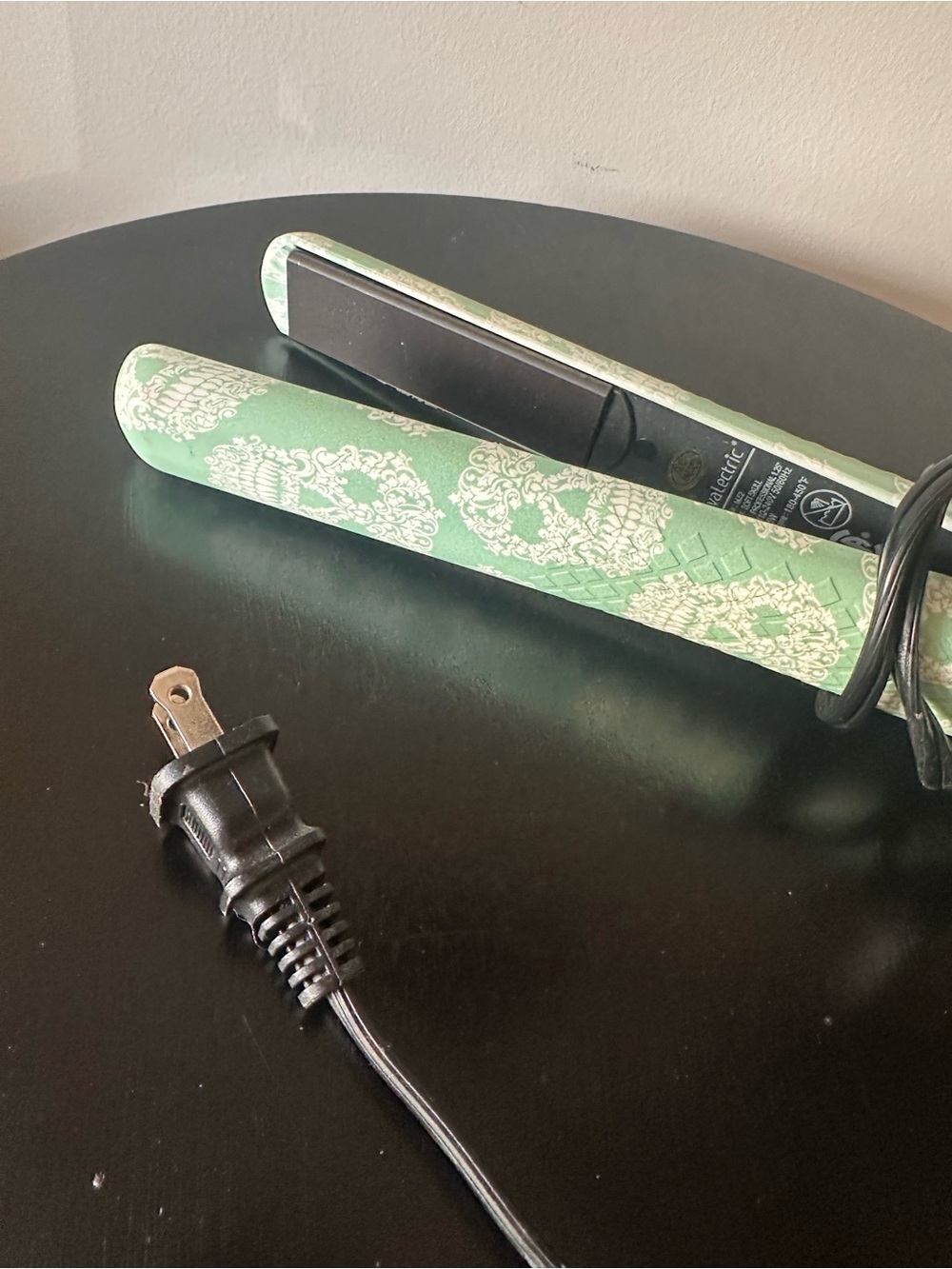 Skull Floral Flat Iron Hair Straightener